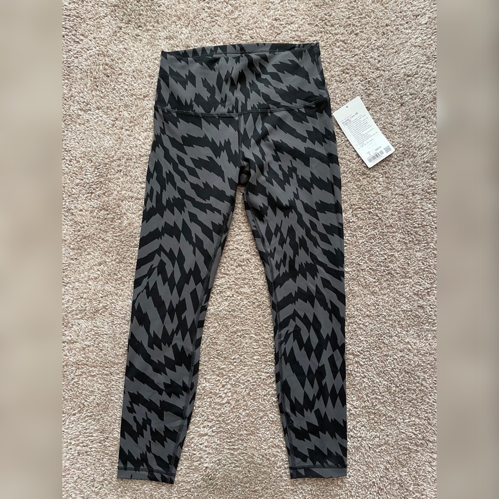 Lululemon NWT Wunder Train 25"